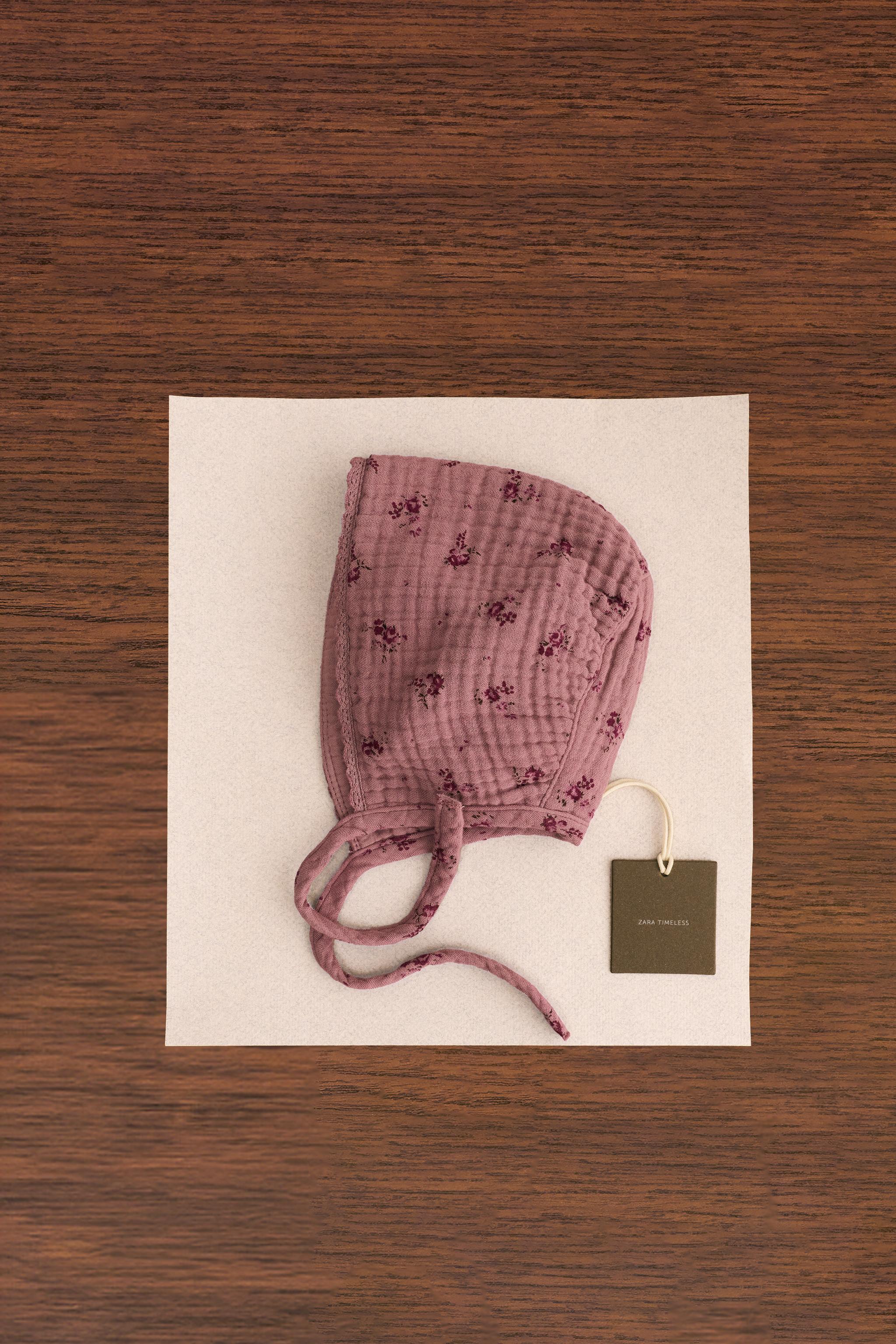 ZARA TIMELESS - BONNET TEXTURÉ À FLEURS